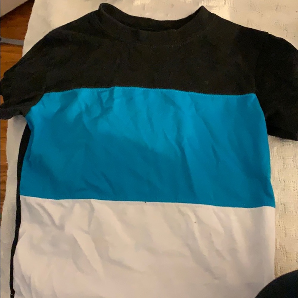 3 for $10 Toddler boys size 2T tshirt